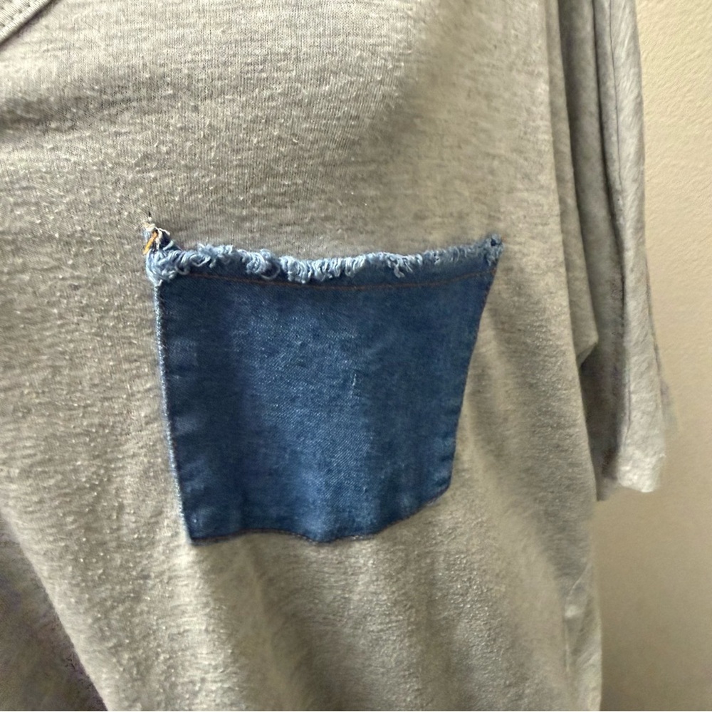 Umgee Gray V-Neck Top Denim Pocket Oversized Boho Tunic L Soft - Picture 3 of 9